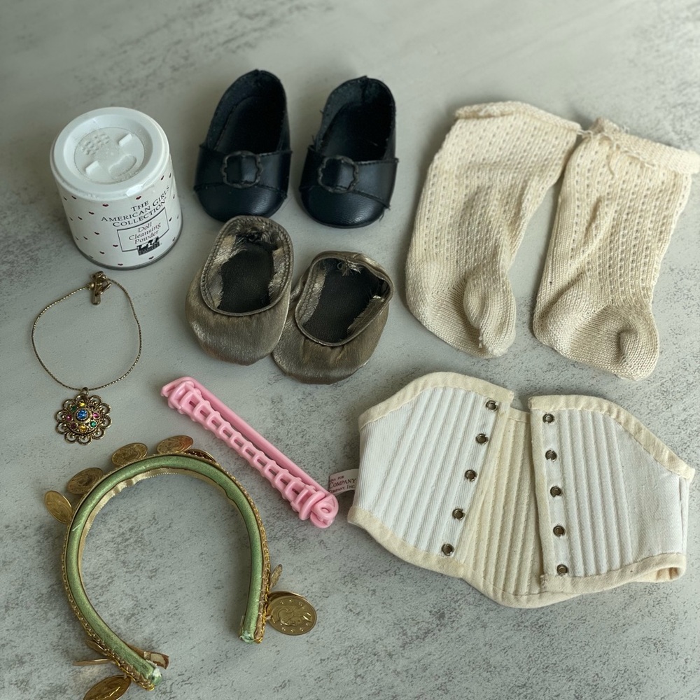American girl accessories lot (see all 3 pictures)